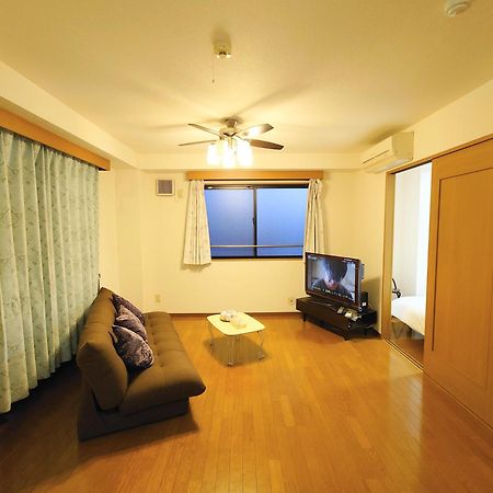 Honeys Guest House Токио Екстериор снимка