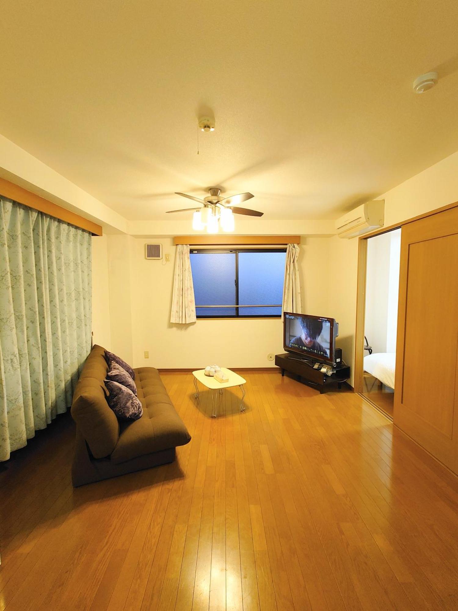Honeys Guest House Токио Екстериор снимка